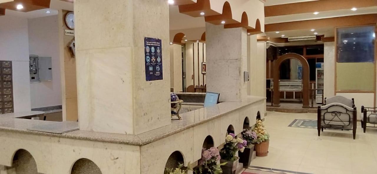 Eiffel Hotel Hurghada Exteriör bild